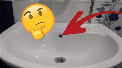 س 7ر وجود هذه الفتحة في المغسلة ..
