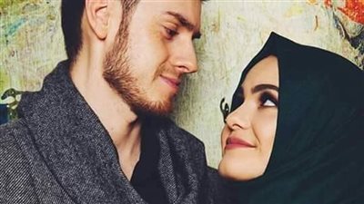 ټوفت زوجته أثناء الولادة