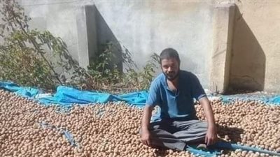 شاب ٢٩ سنه من سكان القاهره خريج كلية ألسن ألمانى بيحكى قصته