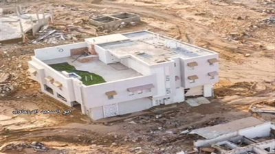 مفاجأة غير متوقعة حول هوية صاحب المنزل الوحيد الذي بقي صامدا ولم يتدمر في