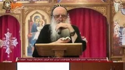 مجموعة من الطلاب المسلمين من جنسيات مختلفة مبتعثين للدراسة في إحدى الدول الأوروبية